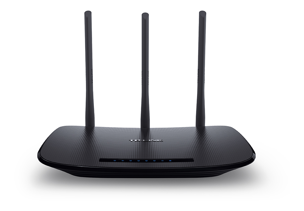 TP-Link trådlös router, 802.11b/g/n, 450Mbps, 4xRJ45 LAN 10/100, svart"
