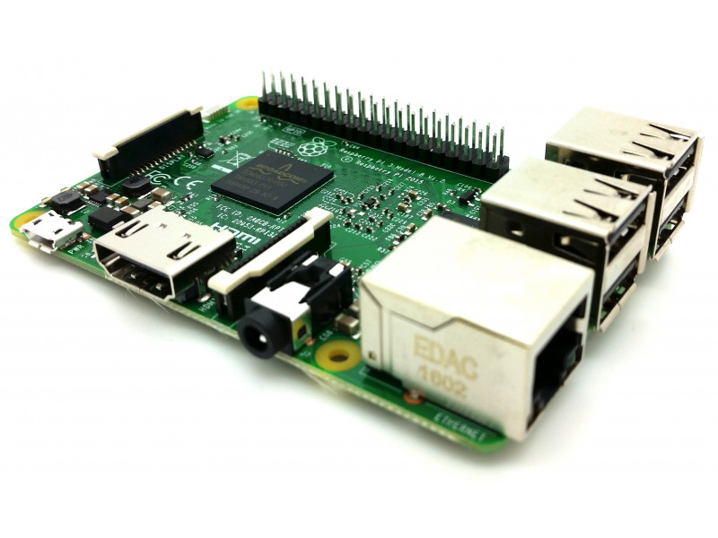 Raspberry Pi 3 Model B+ hos Loh Electronics AB