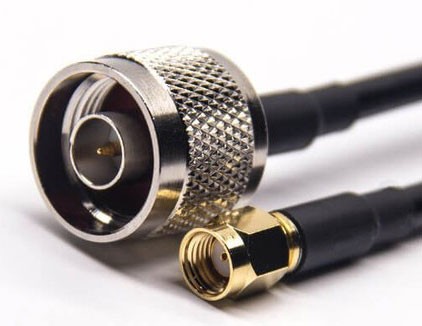 Antenna cable for Helium-miner N-male to RP-SMA-male Low-Loss 4m (L-LMR400)