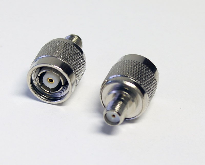 Adapter SMA female to RP-TNC male